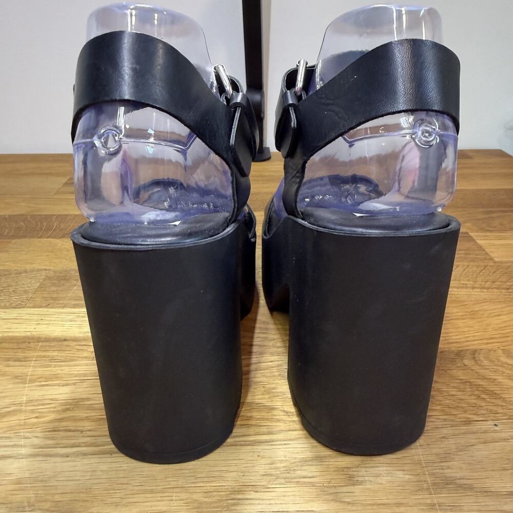 Steve Madden Black Platform Chunky Heel Sandals, size 7 - Picture 9 of 10